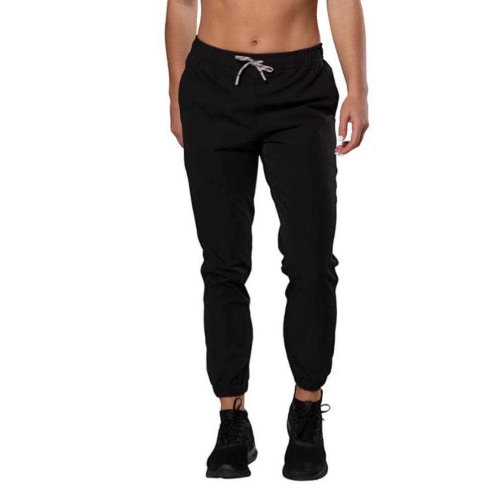 NWT - Nathan 28” Weekender Jogger
